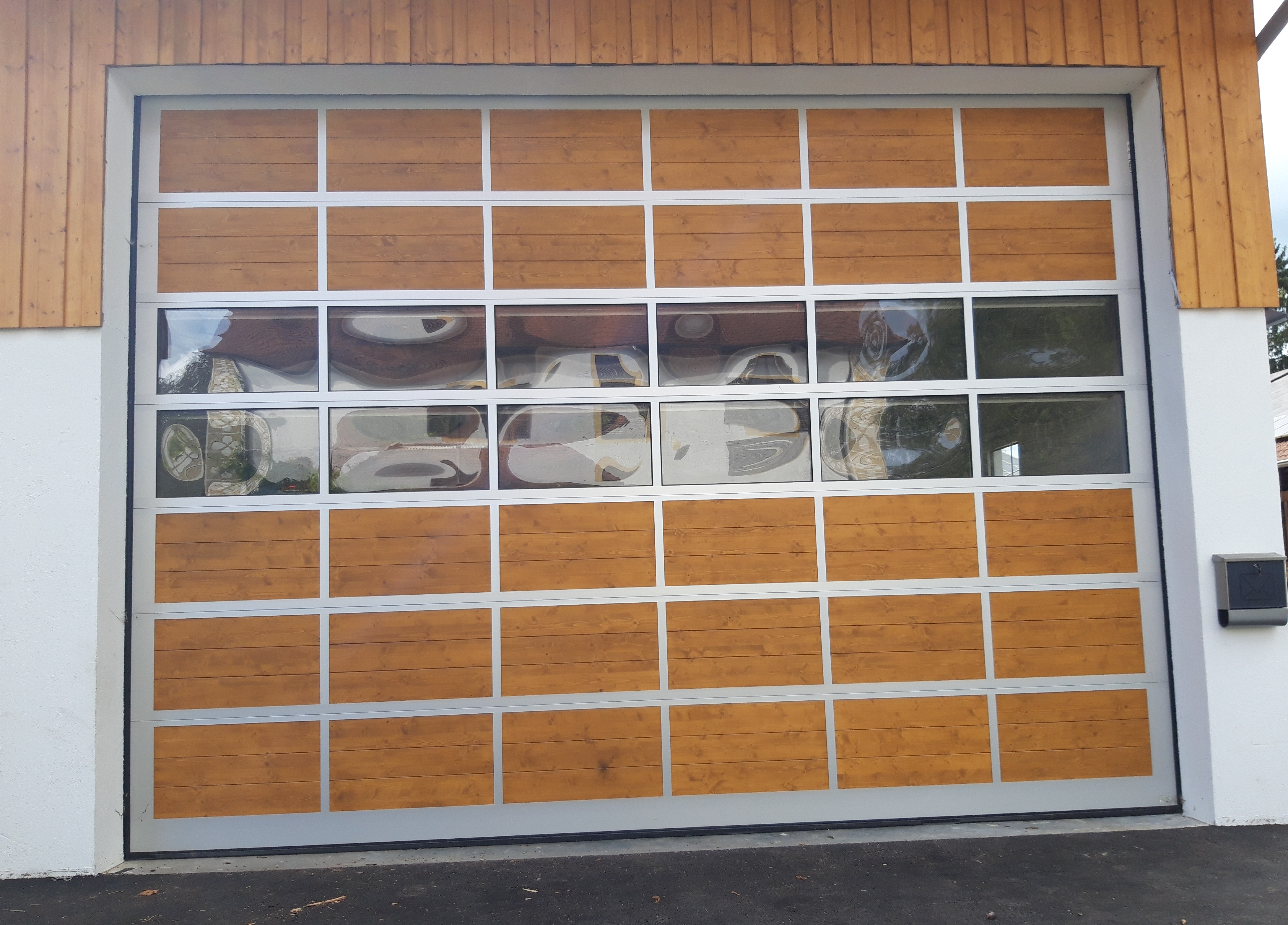 Industrietor_mit Holz-Füllung